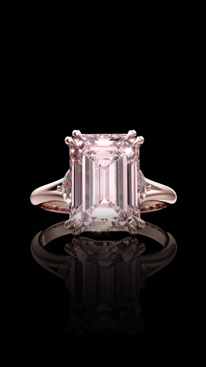 Pink emerald-cut diamond ring